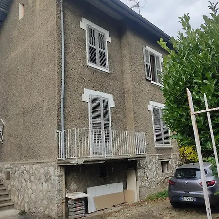 Appartement Studio avec parking première expérience en LCD *